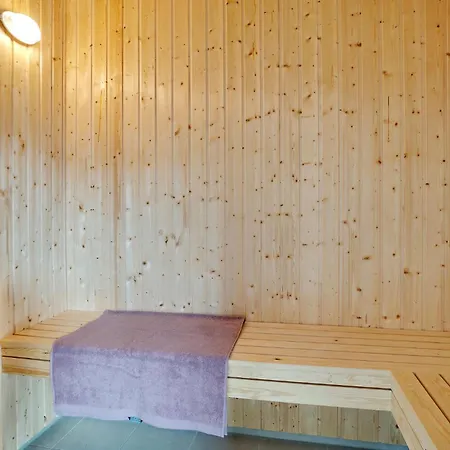 Dom wakacyjny In With Kitchen Ålbæk