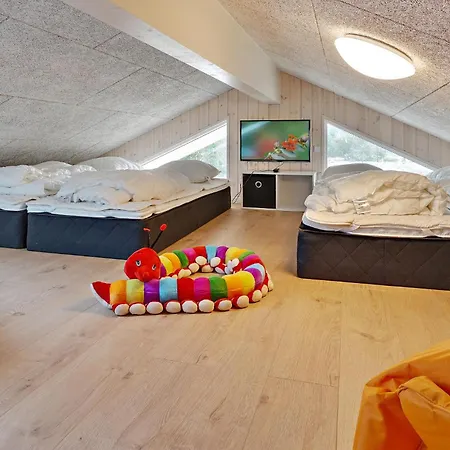 Casa vacanze In With Kitchen Ålbæk